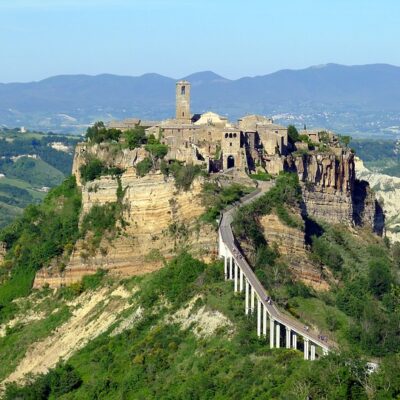 TUSCIA E CIVILITÀ ETRUSCHE