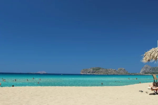 Creta spiaggia con sabbia finissima e mare cristallino