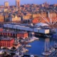 porto di Genova visto dall'alto con le sue innumerevoli navi e l'acquario di Genova