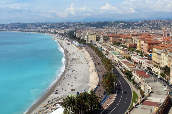 Costa azzurra: la costa di Nizza dall'alto